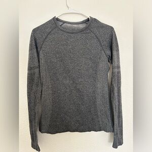 Women’s Graphite Salta- Performance underscrub size S (Figs)